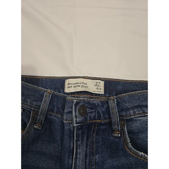 Abercrombie & Fitch Mom Jean 27/4R Distressed Look (4a) - Picture 6 of 9